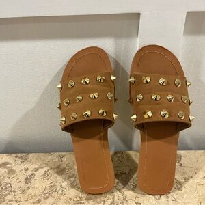 Forever Gold Studded Sandals Size: 8.5